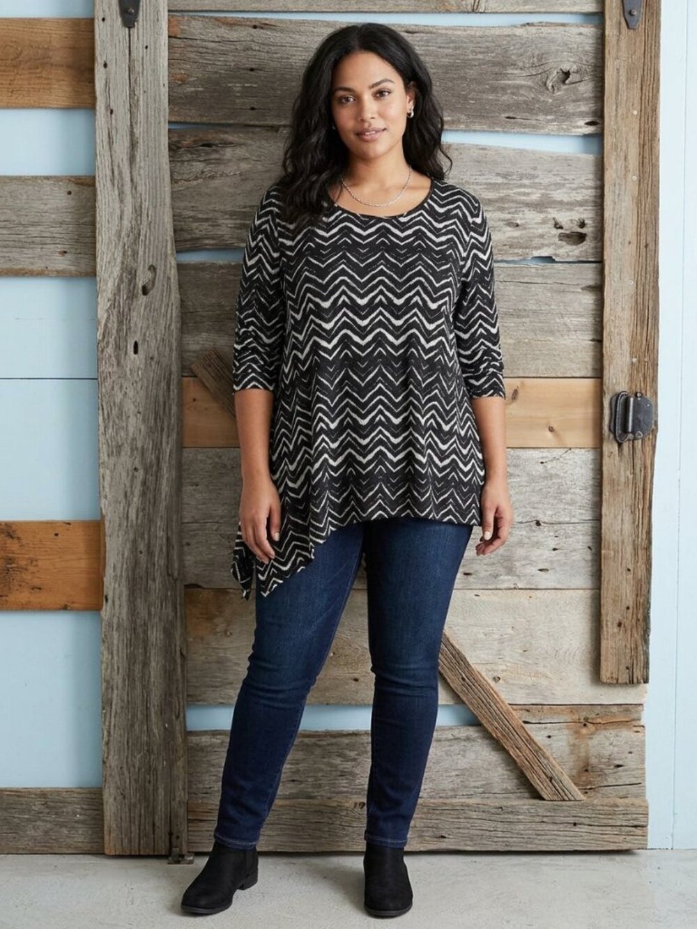 Melanie lyne size large poncho/Sweater, black/Grey one sleeve sweater